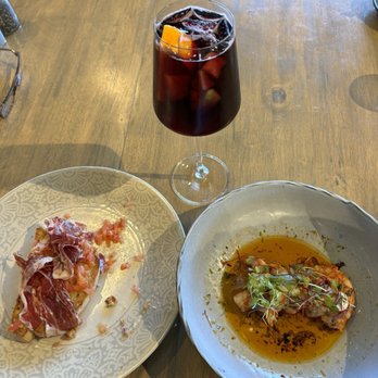 CalaMillor - Tostada Ibérico y Gambas ala ajillo con una copa de Sangria... - Spanish Near Me - Miami, Florida CalaMillor - Tostada Ibérico y Gambas ala ajillo con una copa de Sangria... - Spanish Near Me - Miami, Florida