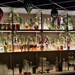 Tailor Shop - Bar