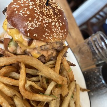 Bubby's Tribeca - Bubby's Burger with Home Fries Side - American Near Me - New York, New York