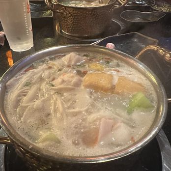 Hong BBQ and Hotpot - Bradenton - Boiling that hot pot - Chinese Near Me - Bradenton, Florida
