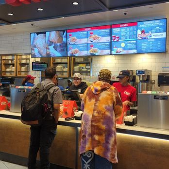 Raising Cane's Chicken Fingers - Fast Food Near Me - Brooklyn, New York