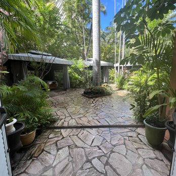Abhasa Waikiki Spa - Day Spas Near Me - Honolulu, Hawaii Abhasa Waikiki Spa - Day Spas Near Me - Honolulu, Hawaii