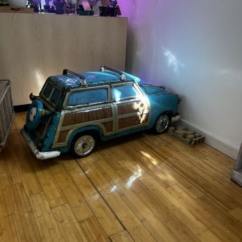 Take It To The House - Cool wagoner display - Home & Garden Near Me - Isleton, California
