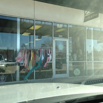 Griffin & Grace - Parking lot view - Gift Shops Near Me - Plano, Texas