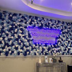 Ron R. Curtis, DDS - Waiting room decor. So pretty!