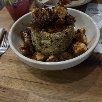 The Hidden Pig - Sweet Chili Chicken Rice Bowl - Burgers Near Me - Haverhill, Massachusetts The Hidden Pig - Sweet Chili Chicken Rice Bowl - Burgers Near Me - Haverhill, Massachusetts