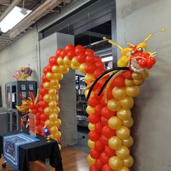 Party and Print - Dragon balloon Arch