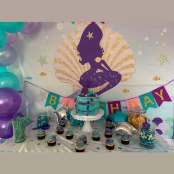 Pretty Sweet - 8 inch cake and 12 marble cupcakes - Cupcakes Near Me - Folsom, California