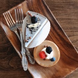 Yummy desserts - black sesame tofu slice & milk tea cheesecake tart Yummy desserts - black sesame tofu slice & milk tea cheesecake tart