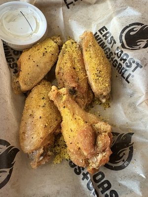 East Coast Wings + Grill by null