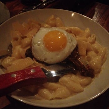 Peckish Pig - Duck confit mac & cheese - Breakfast & Brunch Near Me - Evanston, Illinois