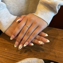 Felton Nails