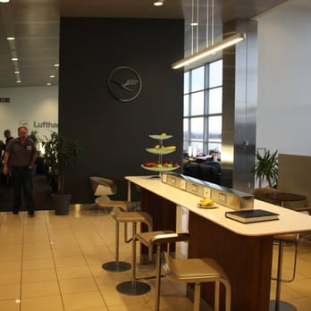 Lufthansa Lounge - Airport Lounges Near Me - Dulles, Virginia
