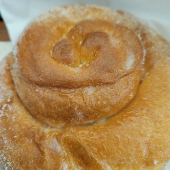 Beyond Pastry Studio - Bakeries Near Me - Honolulu, Hawaii