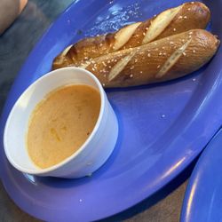 Doughy Joey's Peetza Joynt - Pretzel Breadsticks- 9/10