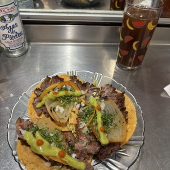Tacos de Asada del Valle - Food Trucks Near Me - México, D.F., DIF Tacos de Asada del Valle - Food Trucks Near Me - México, D.F., DIF