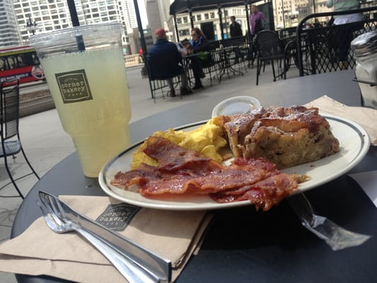 Corner Bakery by null