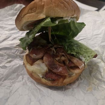 Burgers@ Apollo - Bacon, Swiss cheese, lettuce, mushrooms, raw and sautéed onions... I love onions!! - Burgers Near Me - Camp Springs, Maryland Burgers@ Apollo - Bacon, Swiss cheese, lettuce, mushrooms, raw and sautéed onions... I love onions!! - Burgers Near Me - Camp Springs, Maryland