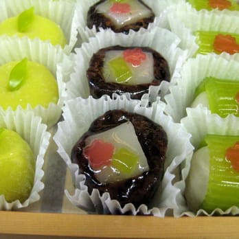 Fugetsu-Do - Candy Stores Near Me - Los Angeles, California Fugetsu-Do - Candy Stores Near Me - Los Angeles, California