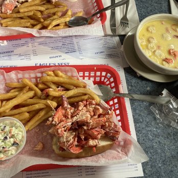 Eagles Nest Restaurant - Lobster roll and lobster stew - Seafood Near Me - Brewer, Maine Eagles Nest Restaurant - Lobster roll and lobster stew - Seafood Near Me - Brewer, Maine