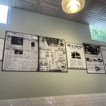 Mr. Hamburger - Decor - Burgers Near Me - Huntsville, Texas