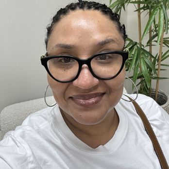 Solei Beauty Lounge - I'm glowing. - Day Spas Near Me - Denver, Colorado Solei Beauty Lounge - I'm glowing. - Day Spas Near Me - Denver, Colorado