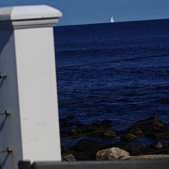 Coast Guard House - Seafood Near Me - Narragansett, Rhode Island