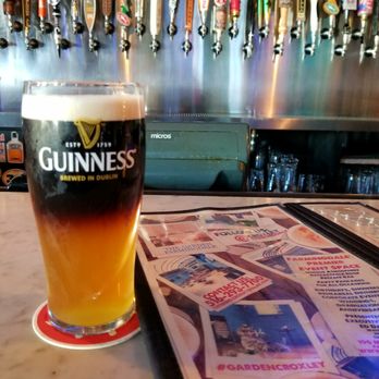 Croxley's - Sports Bars Near Me - Farmingdale, New York