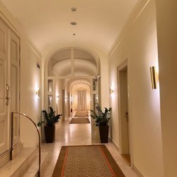 Mandarin Oriental, Prague - Hallway