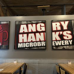 Angry Hank's Micro Brewery - Table area