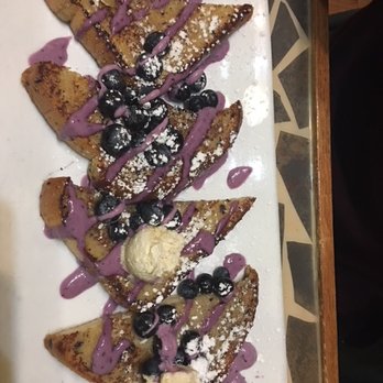 Batter & Berries - Blueberry French Toast - Breakfast & Brunch Near Me - Chicago, Illinois Batter & Berries - Blueberry French Toast - Breakfast & Brunch Near Me - Chicago, Illinois