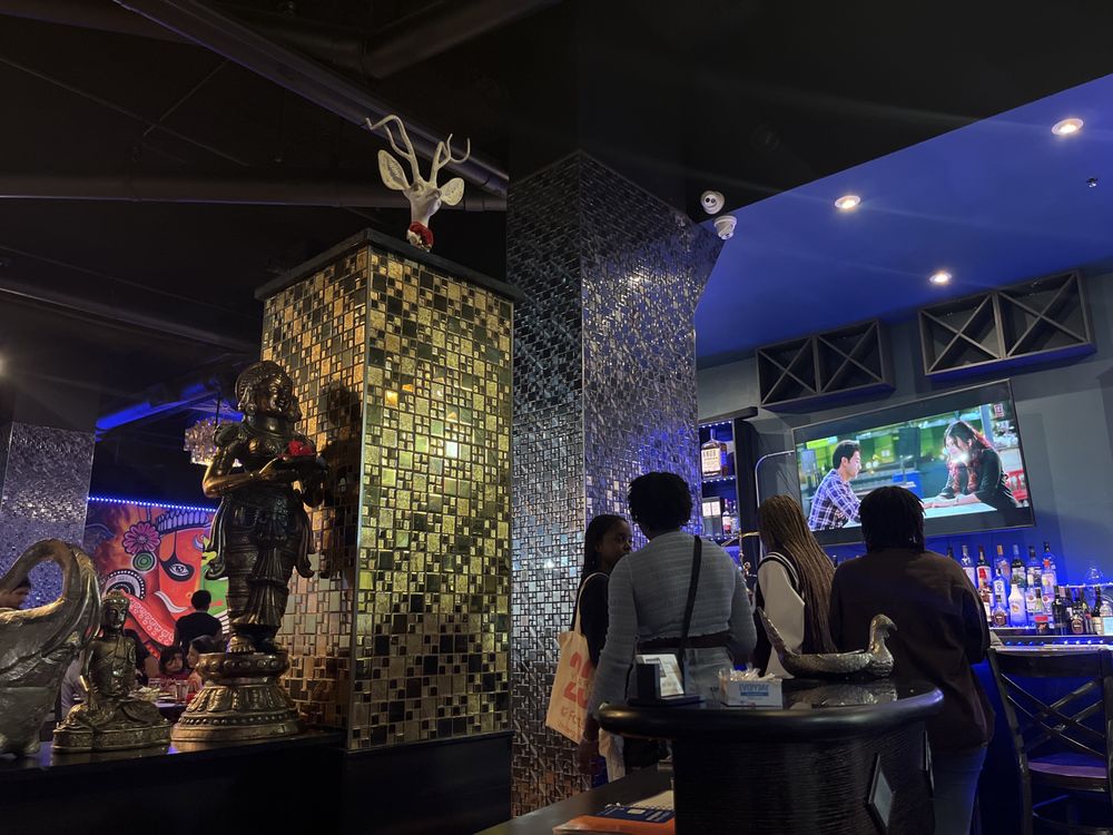 Shivas Bar & Grill