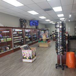 JR Smoke Zone - Inside