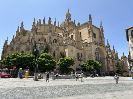 Catedral de Segovia by null