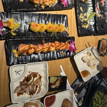 Machi Sushi - Full table - Sushi Bars Near Me - Killeen, Texas Machi Sushi - Full table - Sushi Bars Near Me - Killeen, Texas