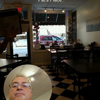 Pat's Place - Trying out Pats Place in Bardstown, Kentucky.  Don't tell our CFO Wesley Overton because we are supposed to bring our own lunch.#rulebreaker - American Near Me - Bardstown, Kentucky
