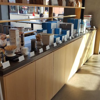 Blue Bottle Coffee - Beverly Grove - Coffee & Tea Near Me - Los Angeles, California