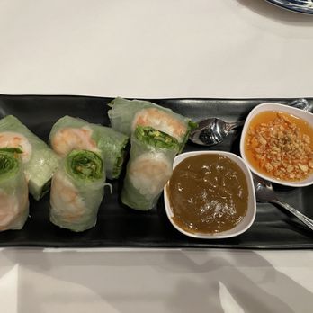 Chili Basil Thai Cuisine - FRESH SPRING ROLLS (6 pcs) - Thai Near Me - Ventura, California