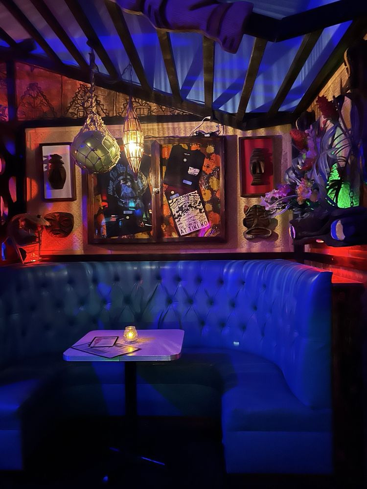 Social spots from Tiki-Ko