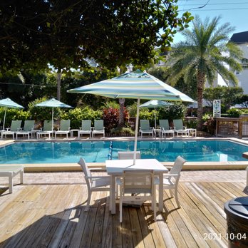 Sun Dek Beach House - Hotels Near Me - Ocean Ridge, Florida Sun Dek Beach House - Hotels Near Me - Ocean Ridge, Florida
