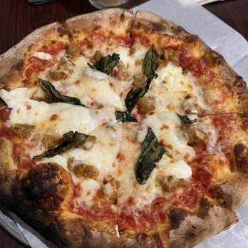 Bella Fuoco Wood Fired Pizza - Lasagna personal pizza - Pizza Near Me - Cheyenne, Wyoming