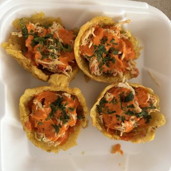 Santana's Sazon - Chicken Canasta de Plátano - Dominican Near Me - Olathe, Kansas Santana's Sazon - Chicken Canasta de Plátano - Dominican Near Me - Olathe, Kansas
