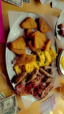 The River Kitchen and Bar by null