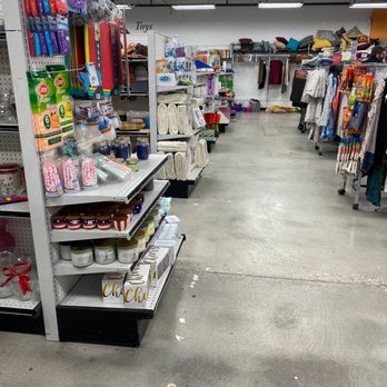 Goodwill Thrift Store and Donation Center - Thrift Stores Near Me - Tucson, Arizona