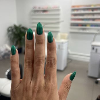 Queen Nails - Gel mani with builder - Nail Salons Near Me - Fort Lauderdale, Florida Queen Nails - Gel mani with builder - Nail Salons Near Me - Fort Lauderdale, Florida