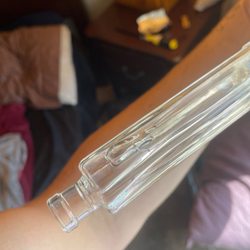 Ez's Smokeshop - A cracked water pipe that I purchased for 90$ as a Father's Day gift