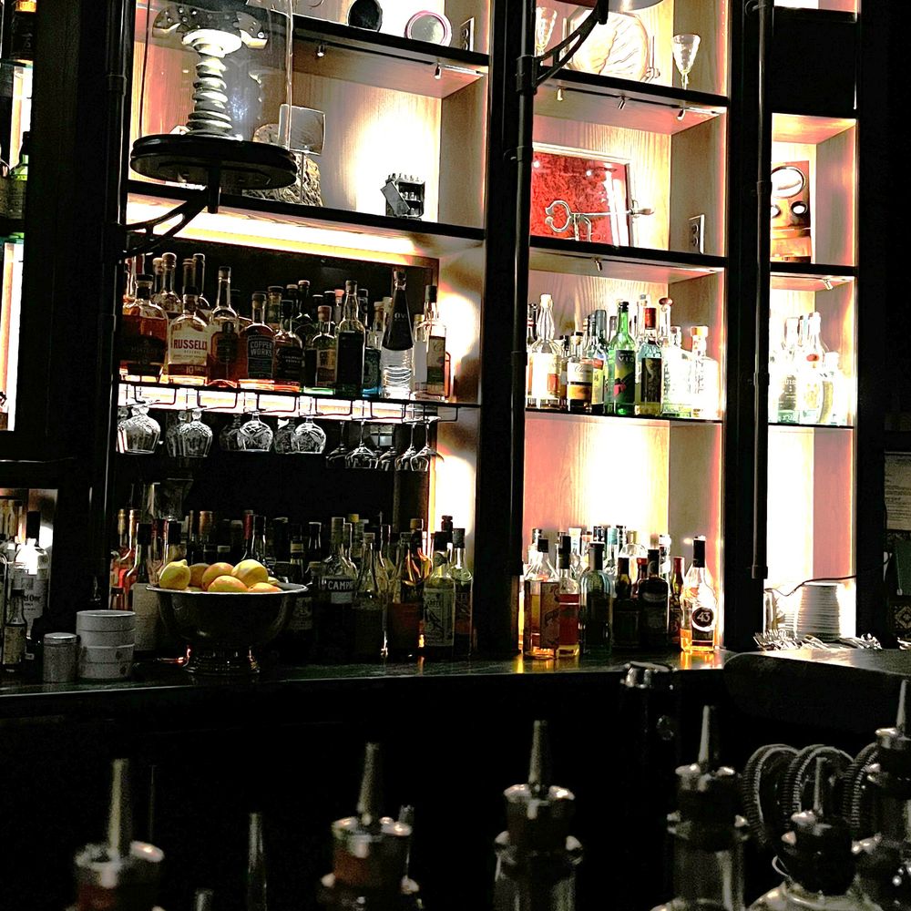 Deep Dive - View of bar 2 - Speakeasies Near Me - Seattle, Washington Deep Dive - View of bar 2 - Speakeasies Near Me - Seattle, Washington