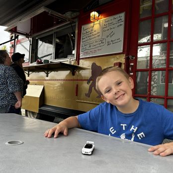 S.S. Bertram Land and Sea - The little trolley food truck! Best hot dog in town, hands down....all beef wagyu dog!!! - Food Trucks Near Me S.S. Bertram Land and Sea - The little trolley food truck! Best hot dog in town, hands down....all beef wagyu dog!!! - Food Trucks Near Me