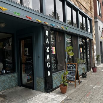 Mesa Maguey - Outside - Tacos Near Me - Oakland, California