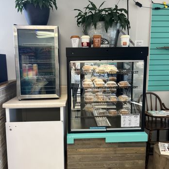 La Vie Always Latte Cafe - Pastry - Coffee & Tea Near Me - Norfolk, Virginia